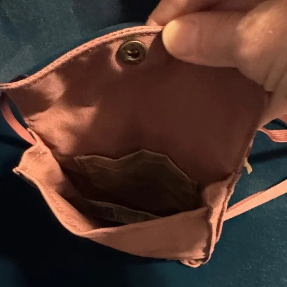 Fjällräven Mesa Purple Pocket small Crossbody Bag NWT - Picture 3 of 6